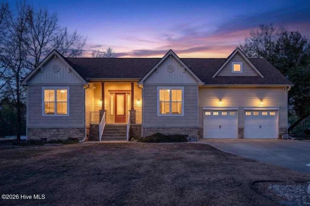 Photo of 107 Argosy Drive, New Bern, NC 28560 (MLS # 100541734)