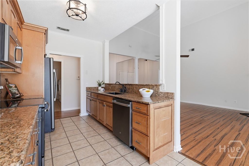 Photo of 214 Island Creek Lane, Savannah, GA 31410 (MLS # SA347591)