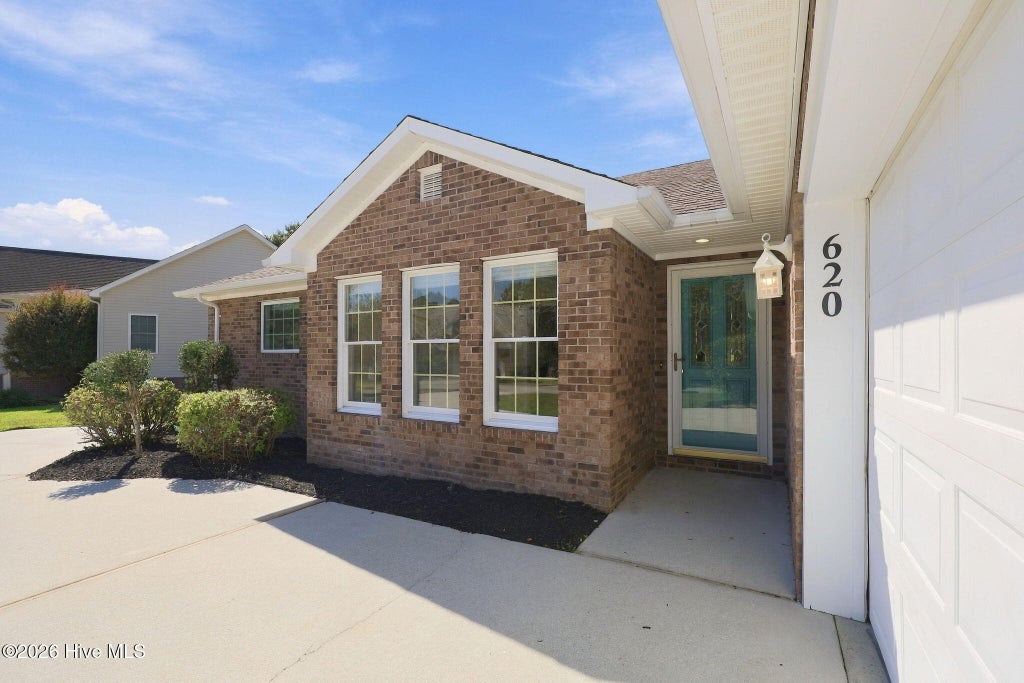 Photo of 620 Riva Ridge Road, Sneads Ferry, NC 28460 (MLS # 100607984)