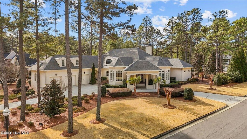 Photo of 1 Woodward Place, Pinehurst, NC 28374 (MLS # 100554085)