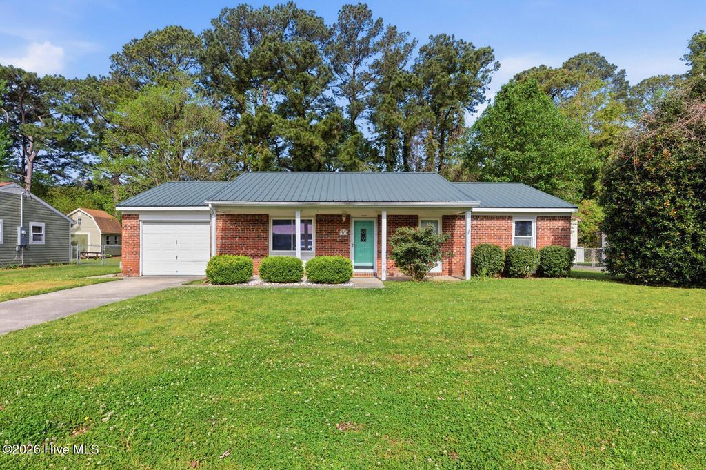 Photo of 317 Tower Drive, Jacksonville, NC 28546 (MLS # 100566128)