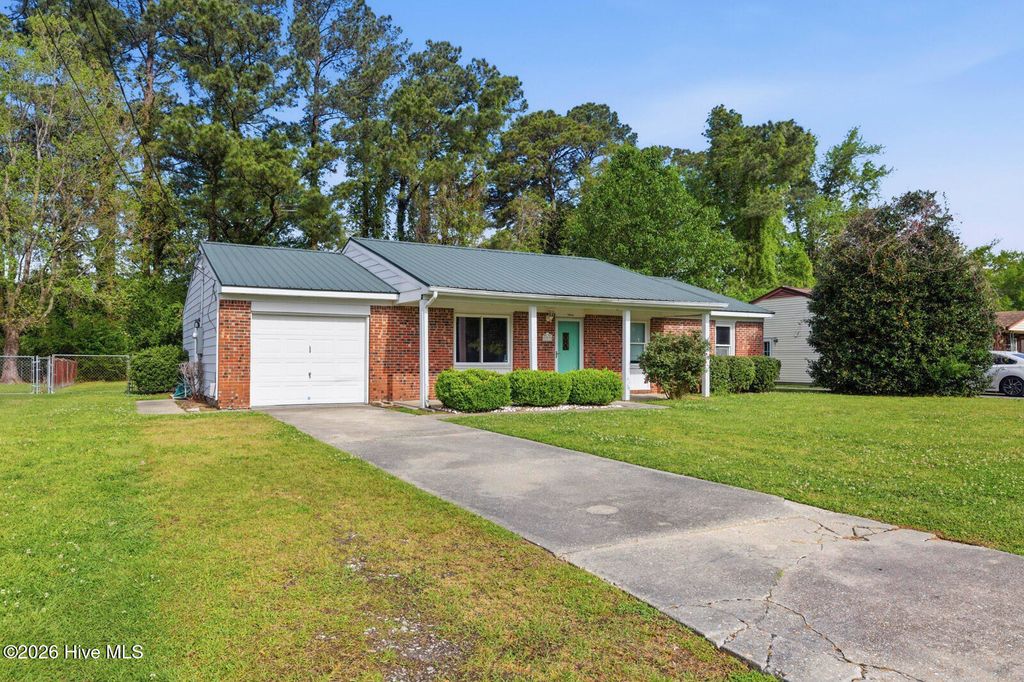 Photo of 317 Tower Drive, Jacksonville, NC 28546 (MLS # 100566128)