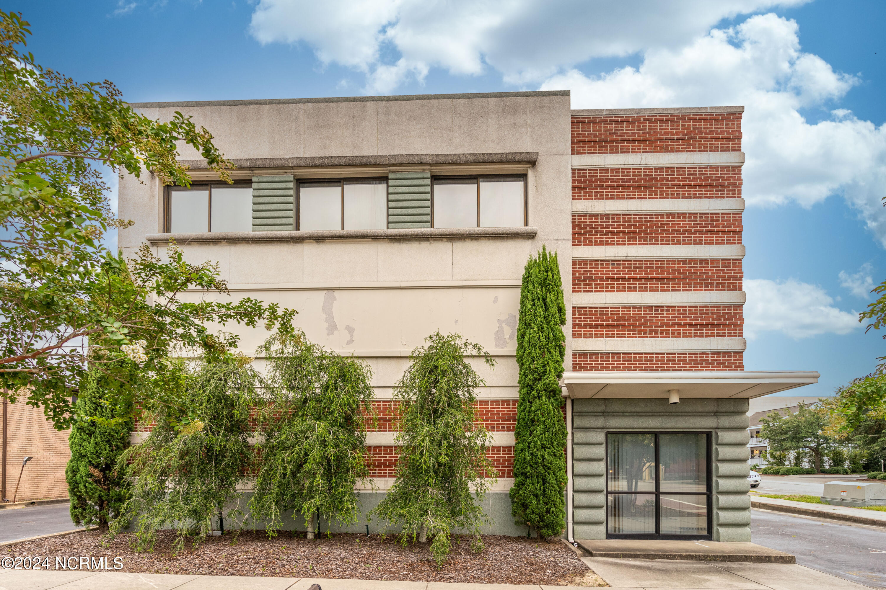 404 N 3rd Street 110