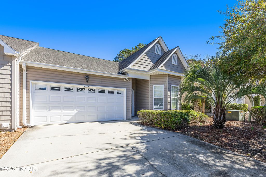 Photo of 5118 Elton Drive SE, Southport, NC 28461 (MLS # 100558016)