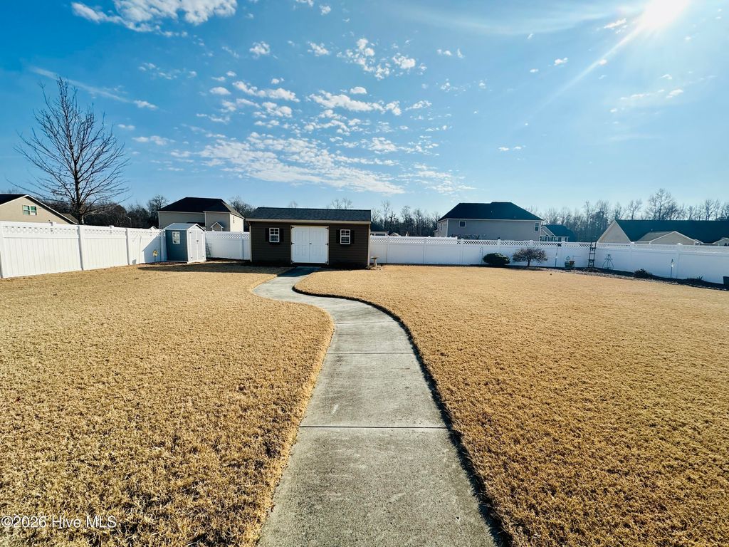 Photo of 2451 Kodiak Drive, Winterville, NC 28590 (MLS # 100548869)