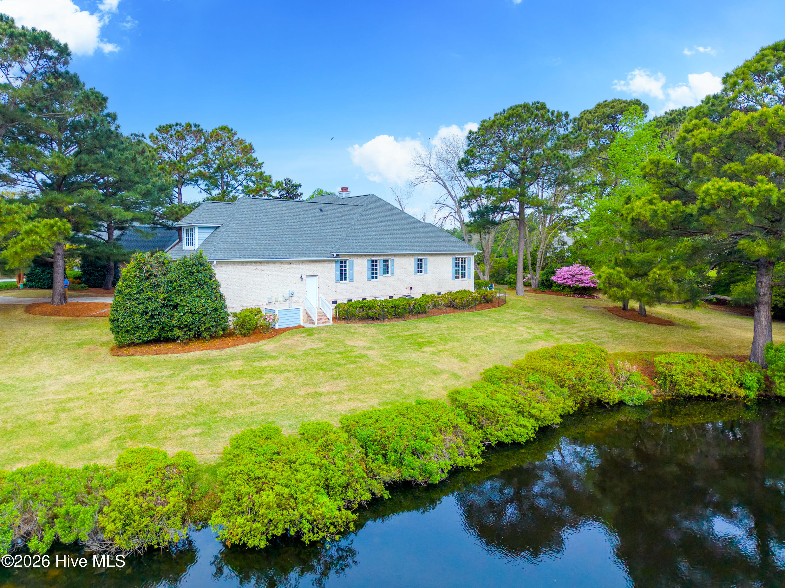 8932 Woodcreek Circle