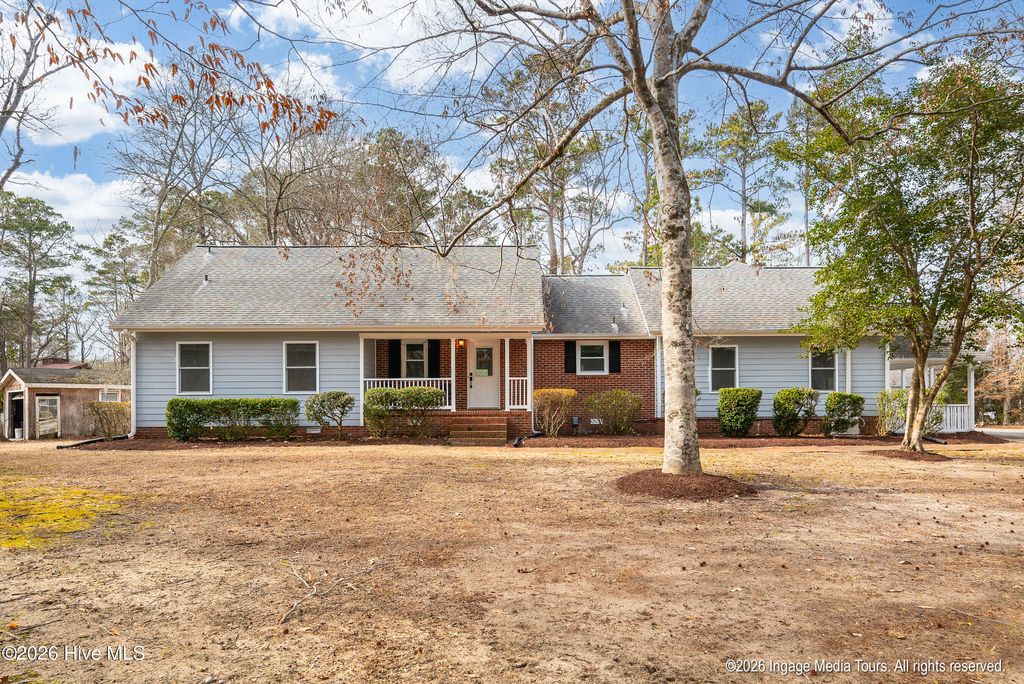 Photo of 114 Country Place, Washington, NC 27889 (MLS # 100555782)