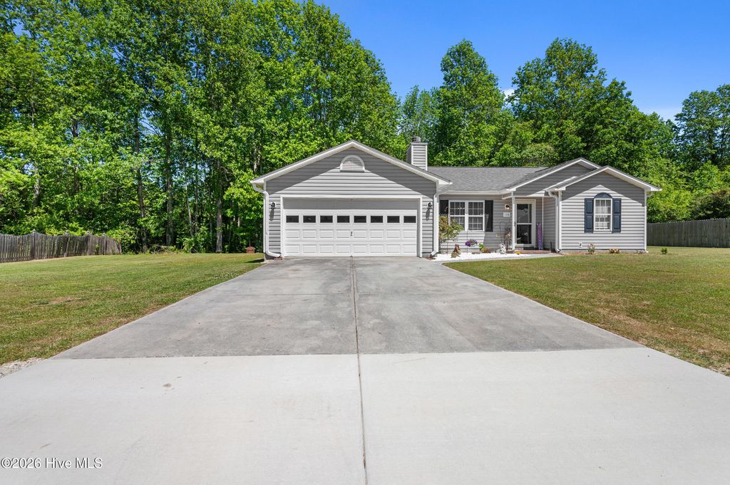 Photo of 106 Ellen Court, Jacksonville, NC 28540 (MLS # 100568850)