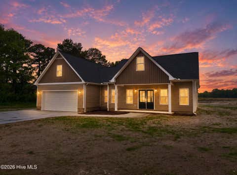 Homes For Sale - 3128 Kelly Road<br/> Kinston, NC 28504