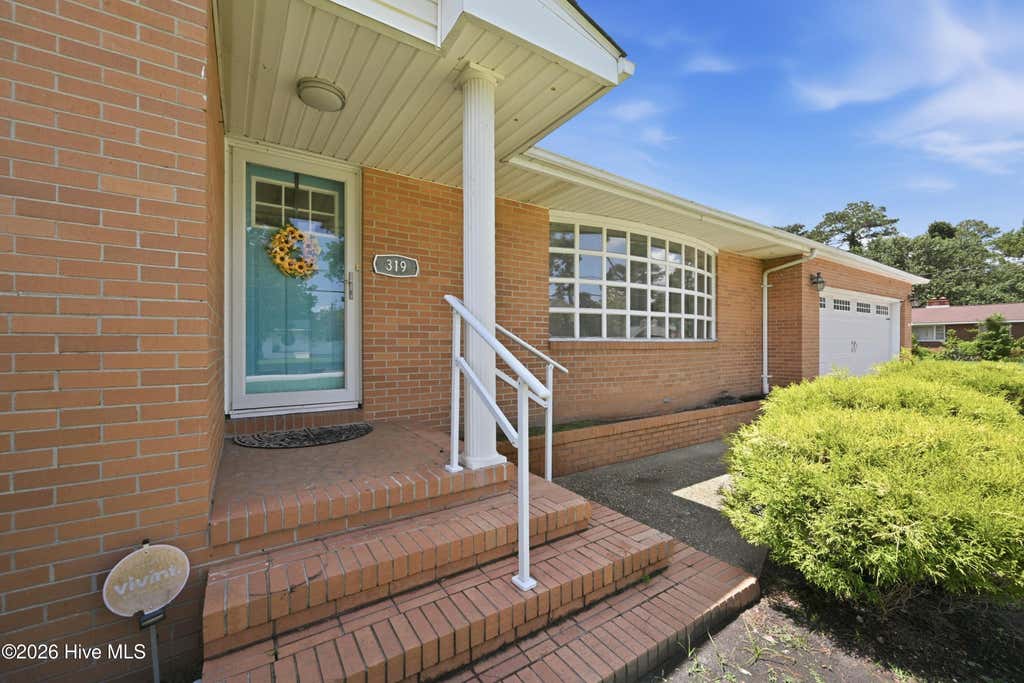 Photo of 319 Doris Avenue E, Jacksonville, NC 28540 (MLS # 100595352)