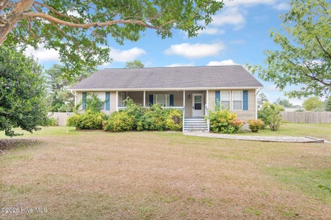 Homes For Sale - 116 Jones Street<br/> Holly Ridge, NC 28445