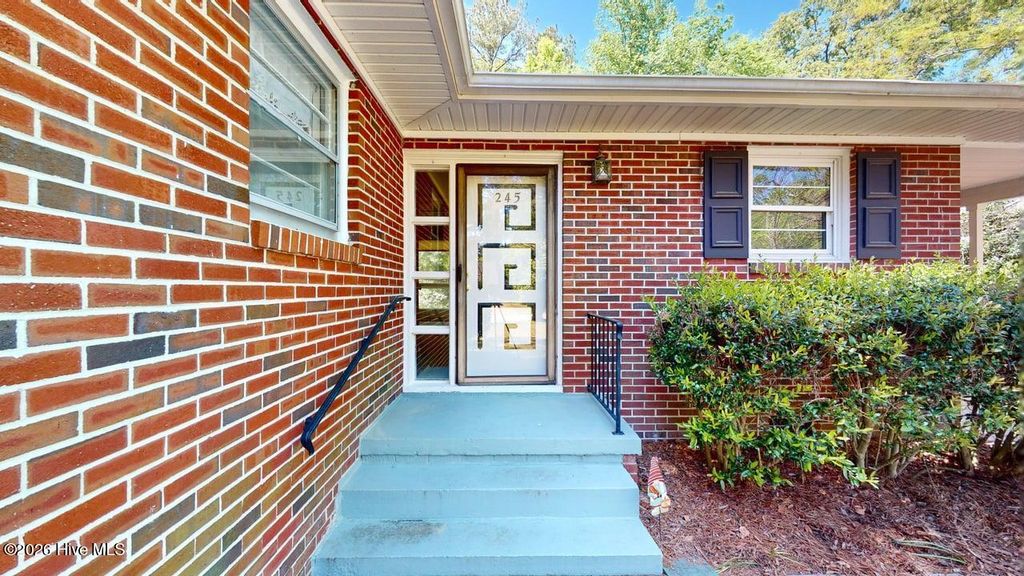 Photo of 245 S Hillcrest Drive, Goldsboro, NC 27534 (MLS # 100566709)