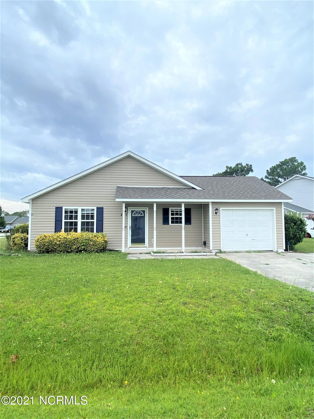 Photo of 201 Faison Lane, Hubert, NC 28539 (MLS # 100605329)