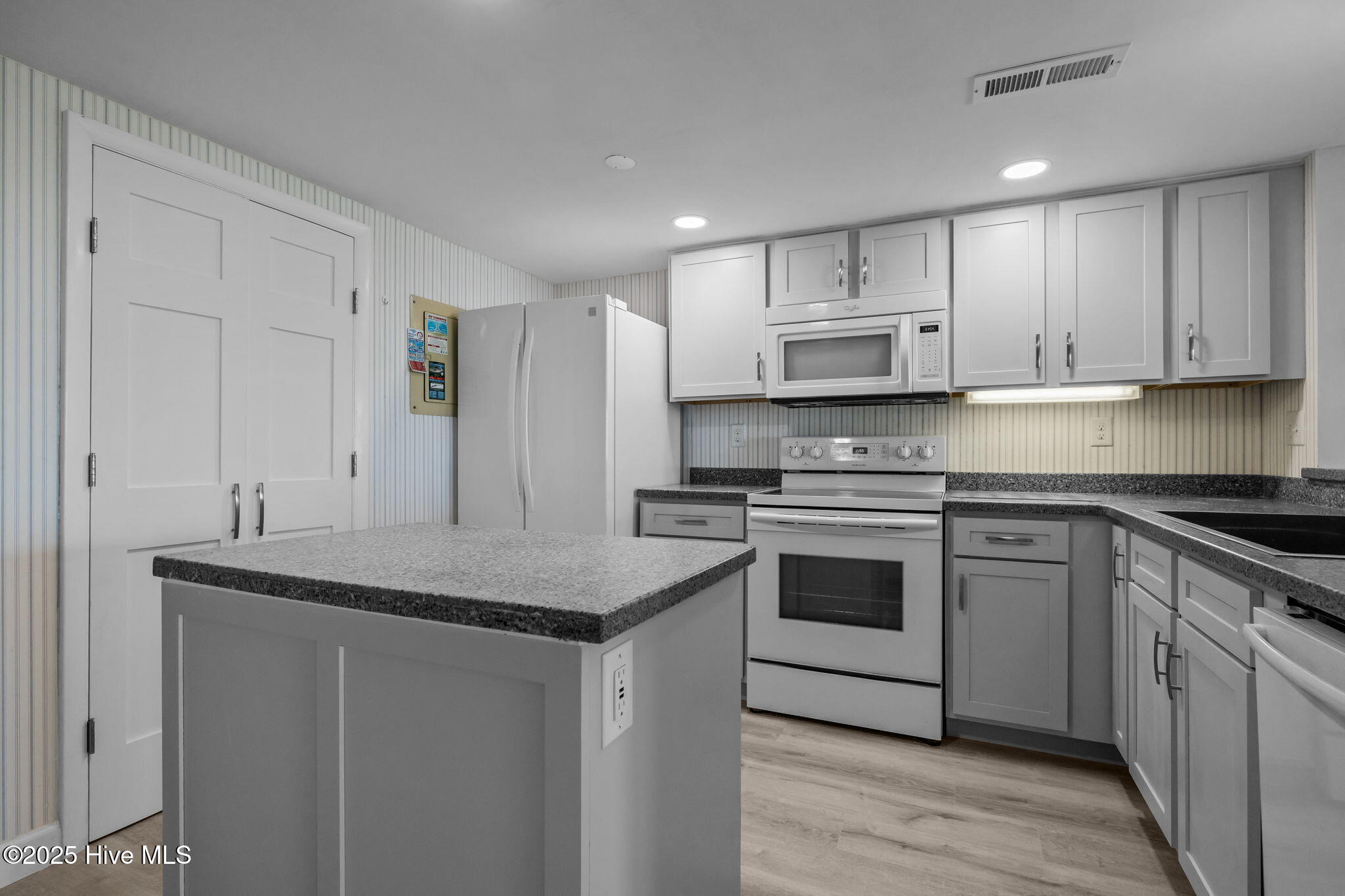 10300 Coast Guard Road D211