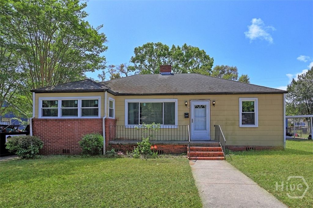 Photo of 2403 E 37th Street, Savannah, GA 31404 (MLS # SA352812)