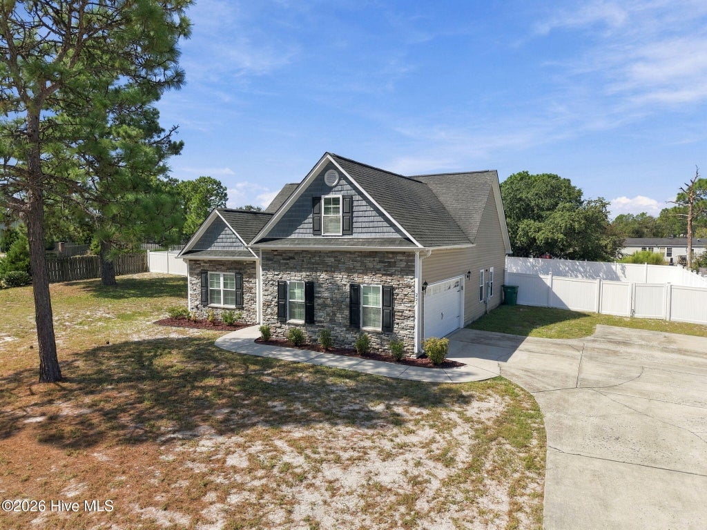 Photo of 227 Queens Haven Road, Hubert, NC 28539 (MLS # 100604065)