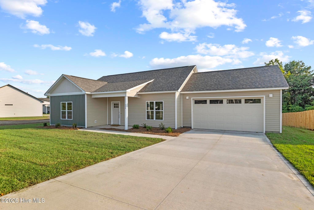 Photo of 406 Wade Drive, Richlands, NC 28574 (MLS # 100570758)