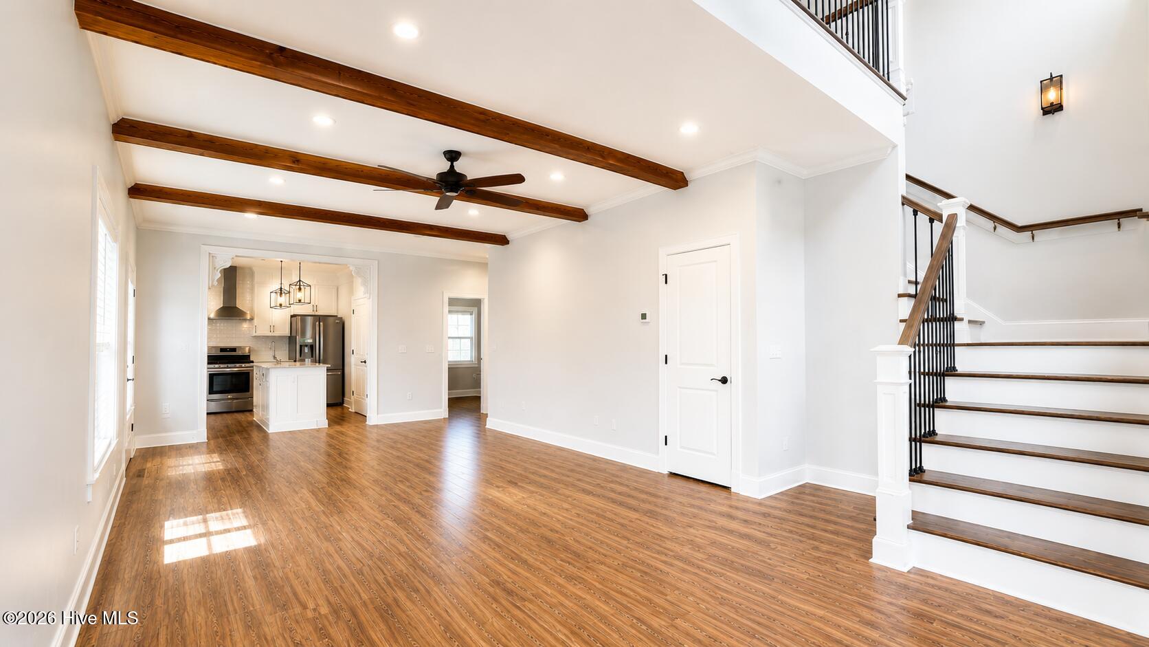 1601 River Drive