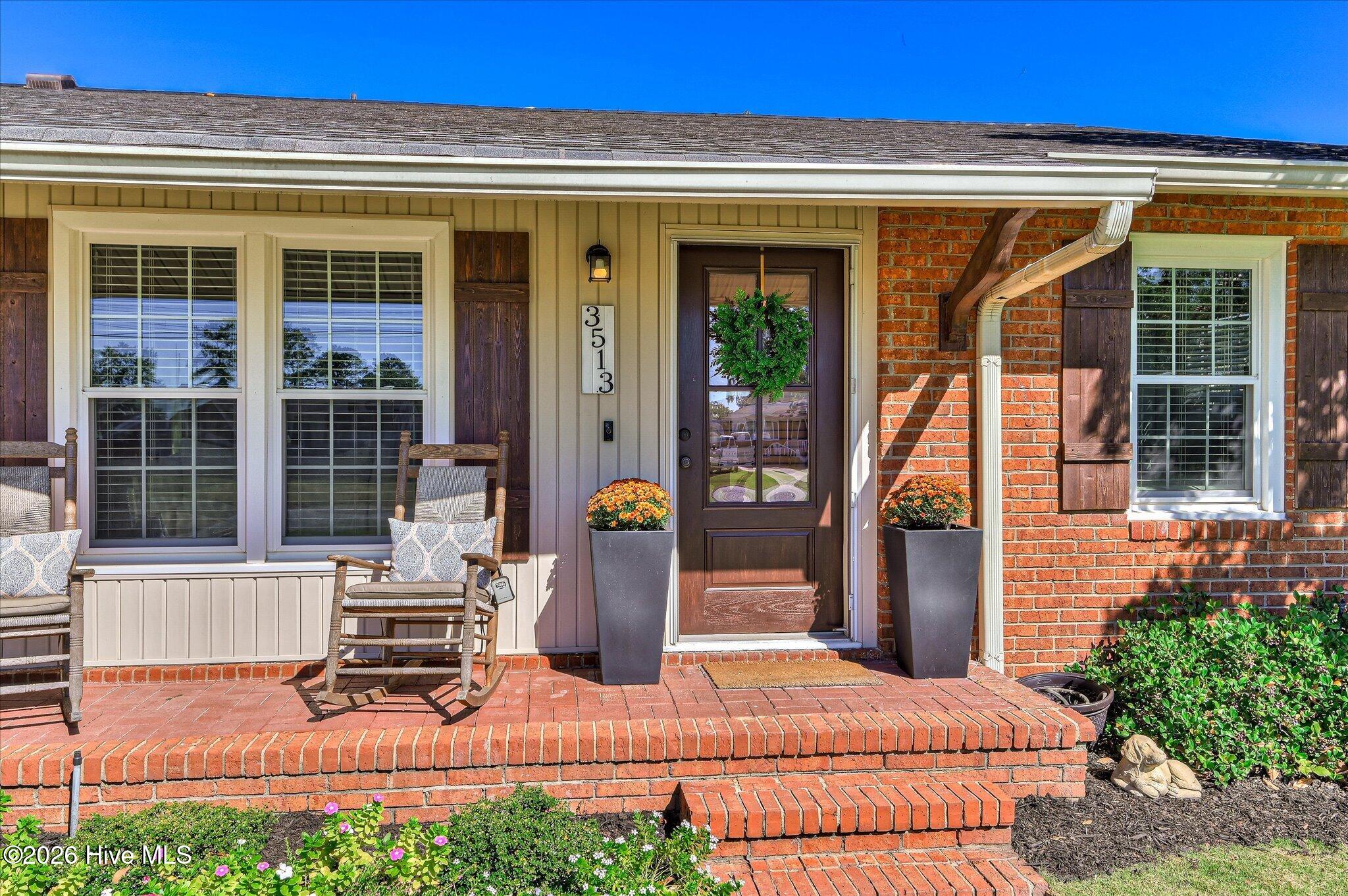 3513 Stardust Drive