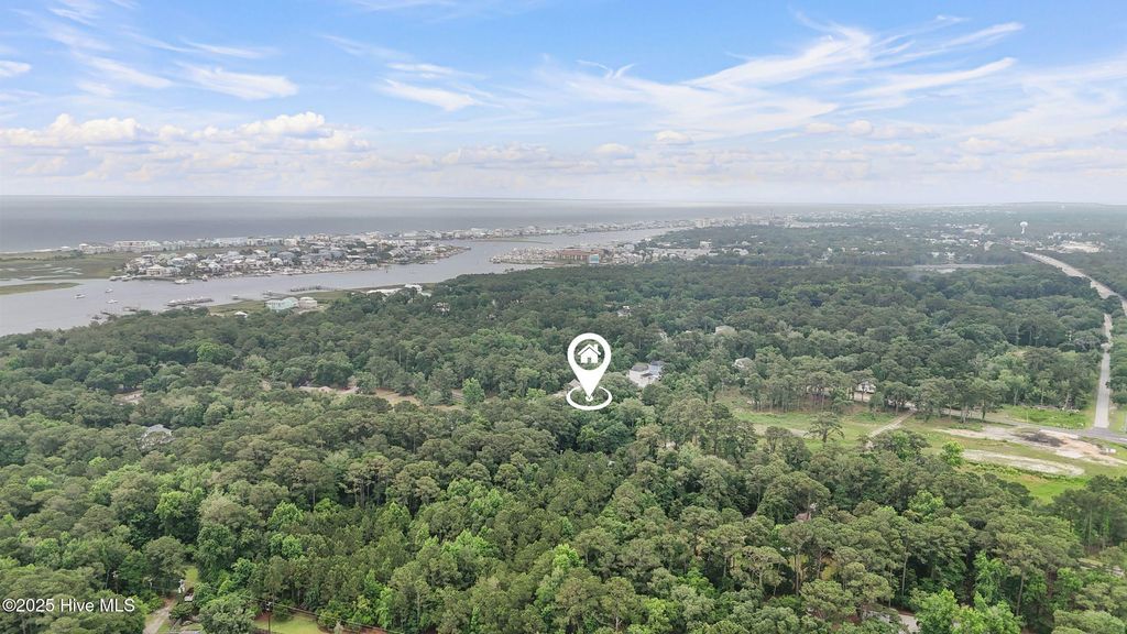 Photo of 833 Seabreeze Road N, Wilmington, NC 28409 (MLS # 100510081)