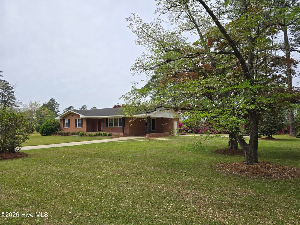 Photo of 346 Pinecrest Drive, Chadbourn, NC 28431 (MLS # 100566360)