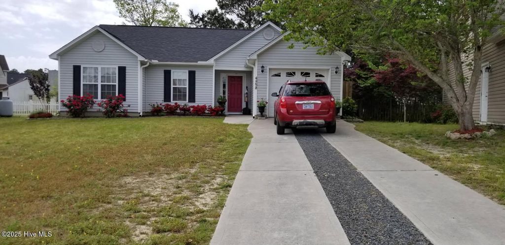 Photo of 4952 Montserrat Drive, Southport, NC 28461 (MLS # 100542303)
