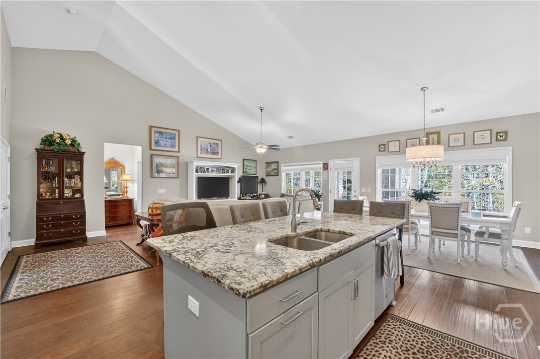 2202 Woodside Crossing