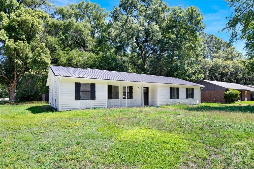 Photo of 700 Thornwood Way, Hinesville, GA 31313 (MLS # SA356268)