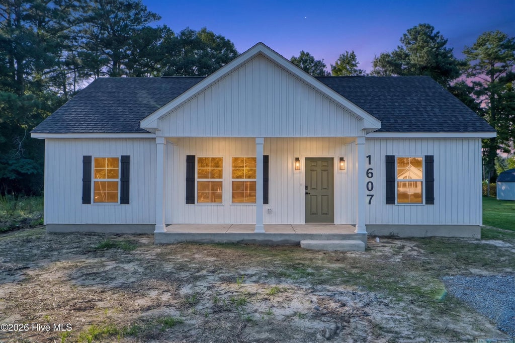 Photo of 1607 N Dr Martin Luther King Jr Drive, Ahoskie, NC 27910 (MLS # 100588078)