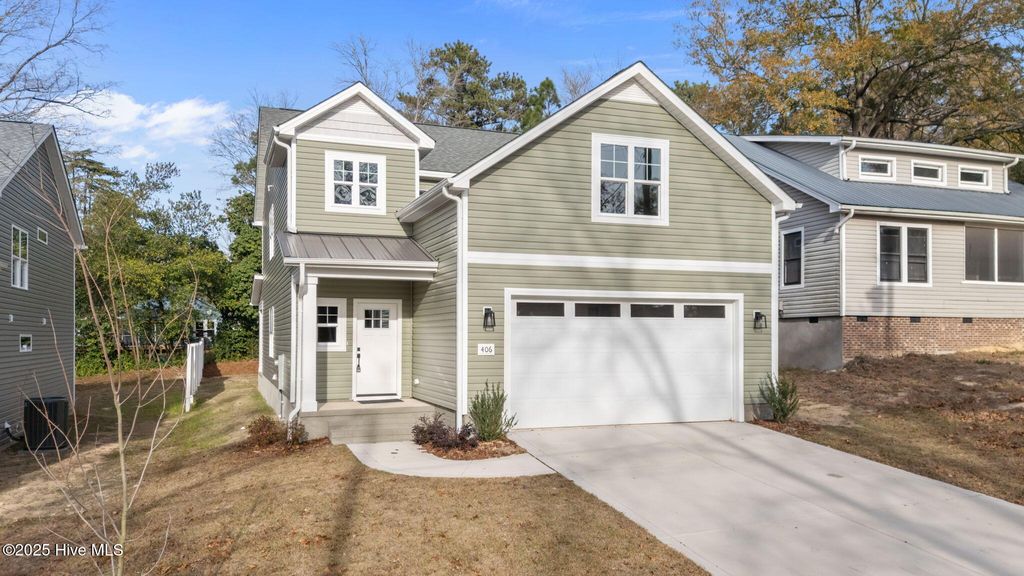 Photo of 406 Summit Street, Aberdeen, NC 28315 (MLS # 100544094)
