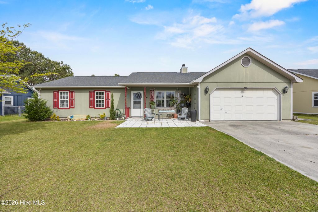 Photo of 266 Parnell Road, Hubert, NC 28539 (MLS # 100565830)