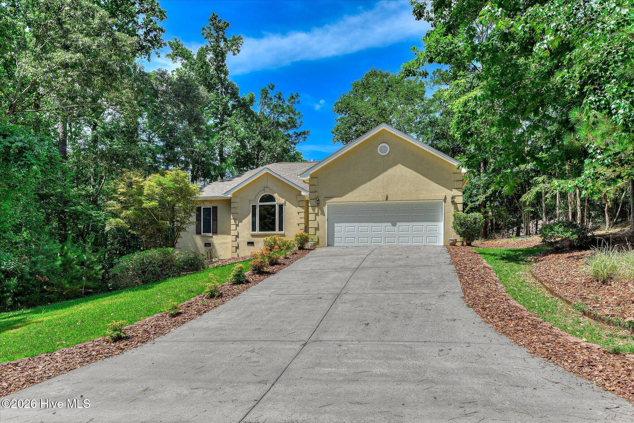 105 Azalea Circle