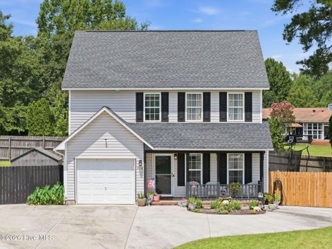 Photo of 210 Druid Court, Jacksonville, NC 28546 (MLS # 100595887)