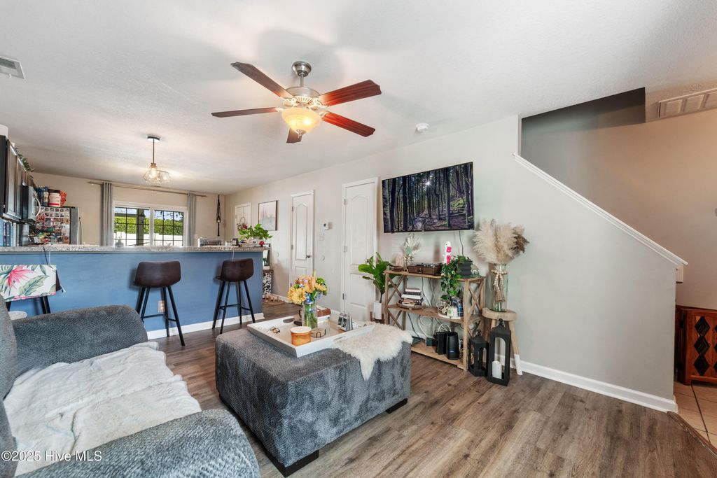 Photo of 211 Glen Cannon Drive, Jacksonville, NC 28546 (MLS # 100539318)