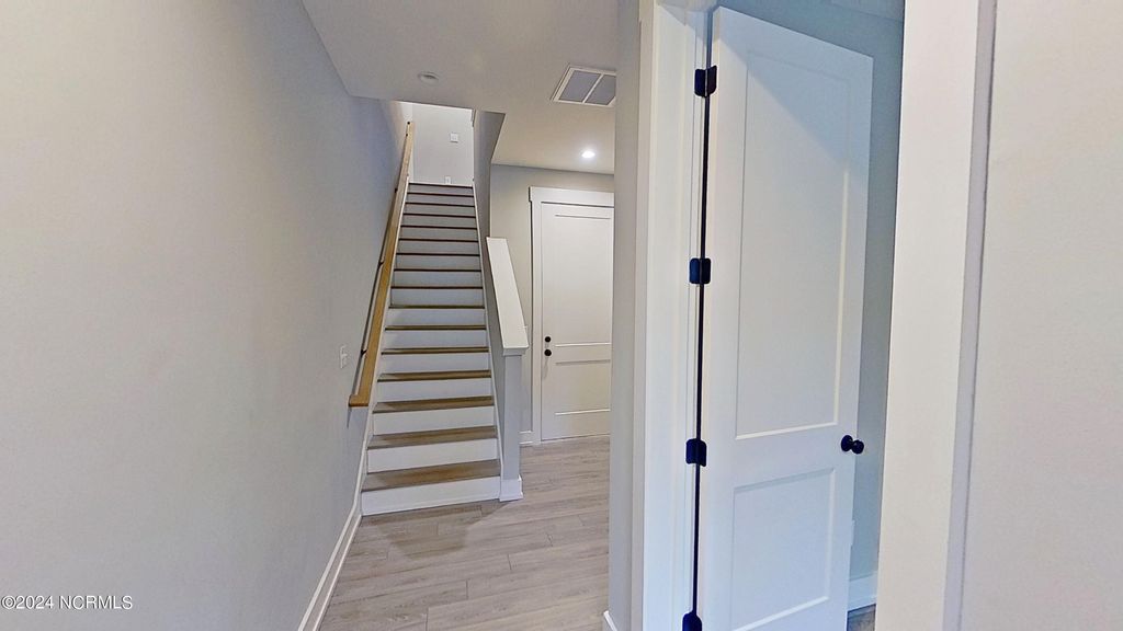 Photo of 331 Mcivers Alley, Wilmington, NC 28401 (MLS # 100573954)