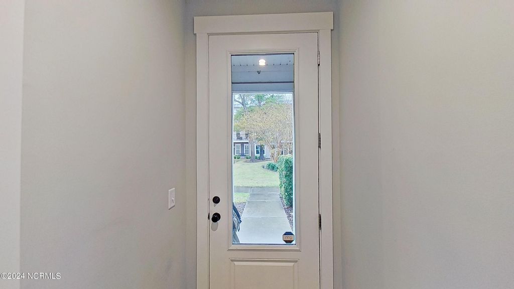 Photo of 331 Mcivers Alley, Wilmington, NC 28401 (MLS # 100573954)