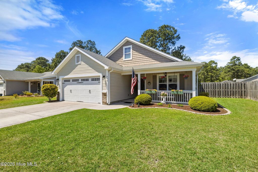 Photo of 402 Blue Pennant Court, Sneads Ferry, NC 28460 (MLS # 100570836)