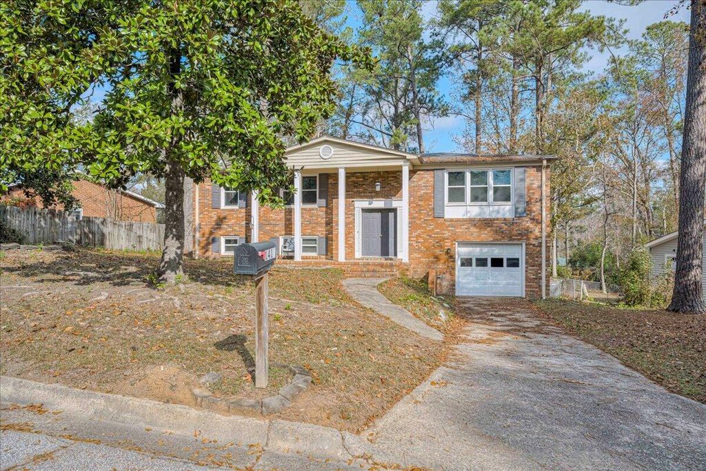 Photo of 1413 Springfield Circle, Augusta, GA 30909 (MLS # 550072)