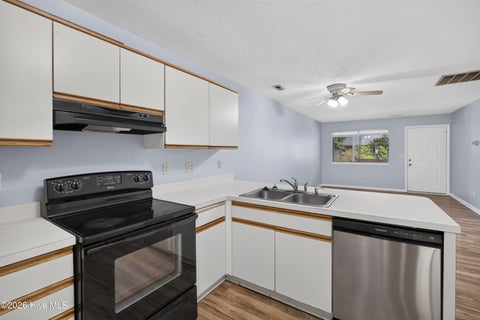 Tiny photo for 522 S Kerr Avenue #Apt 42, Wilmington, NC 28403 (MLS # 100607240)
