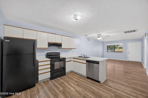 Tiny photo for 522 S Kerr Avenue #Apt 42, Wilmington, NC 28403 (MLS # 100607240)