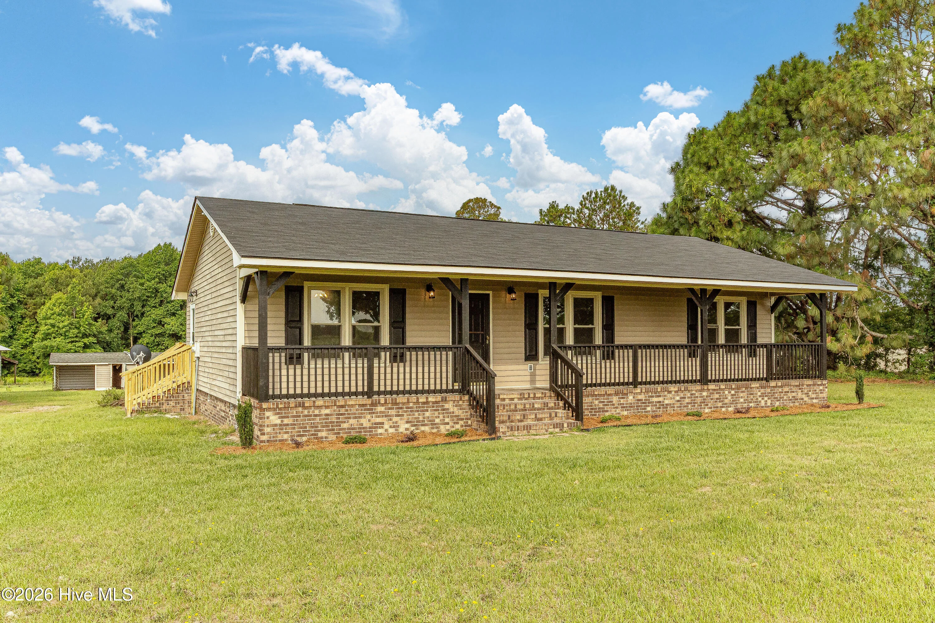 358 White Flash Road, Mount Olive, NC, 28365