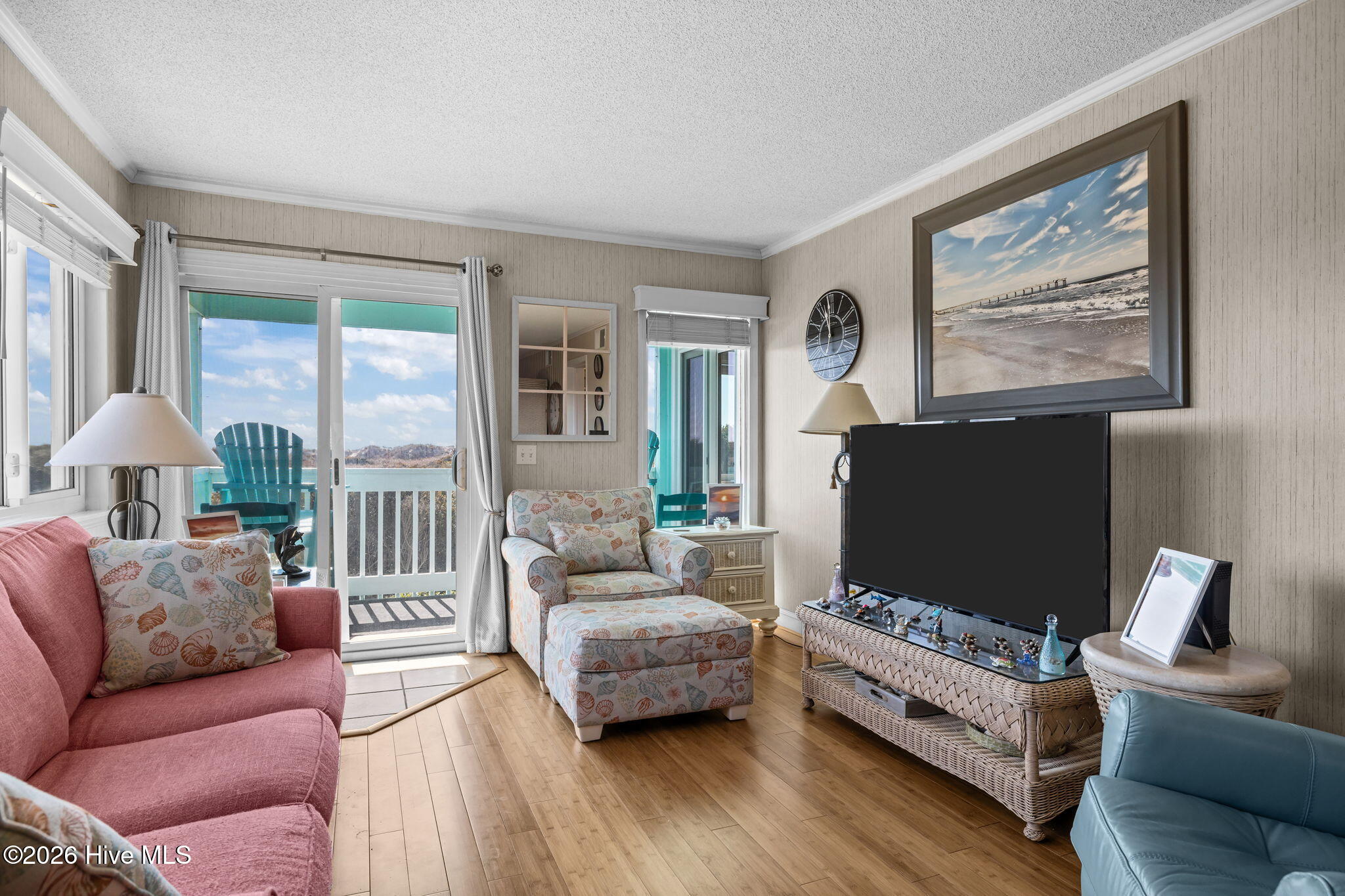 301 Commerce Way 145