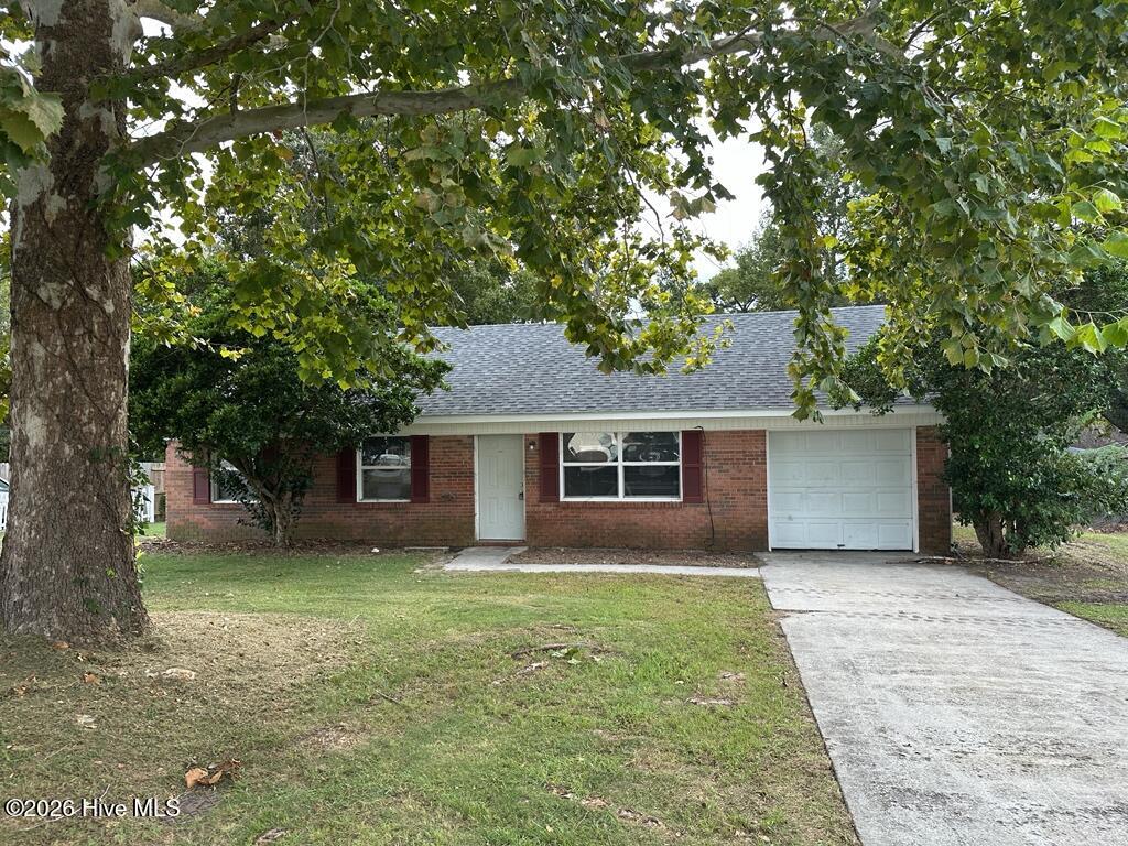 Photo of 506 Parkway Court, Jacksonville, NC 28540 (MLS # 100606344)