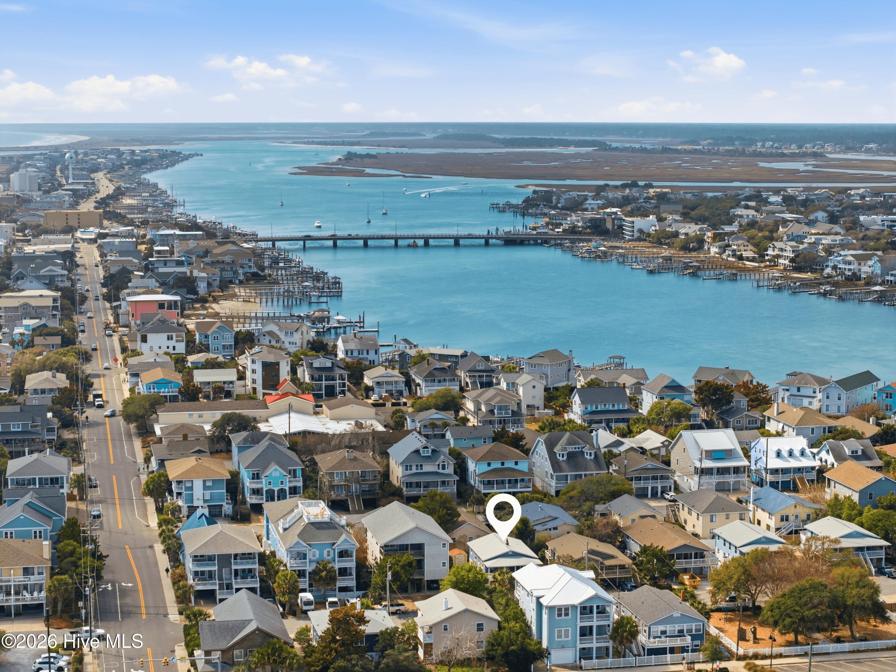 7 W Greensboro Street