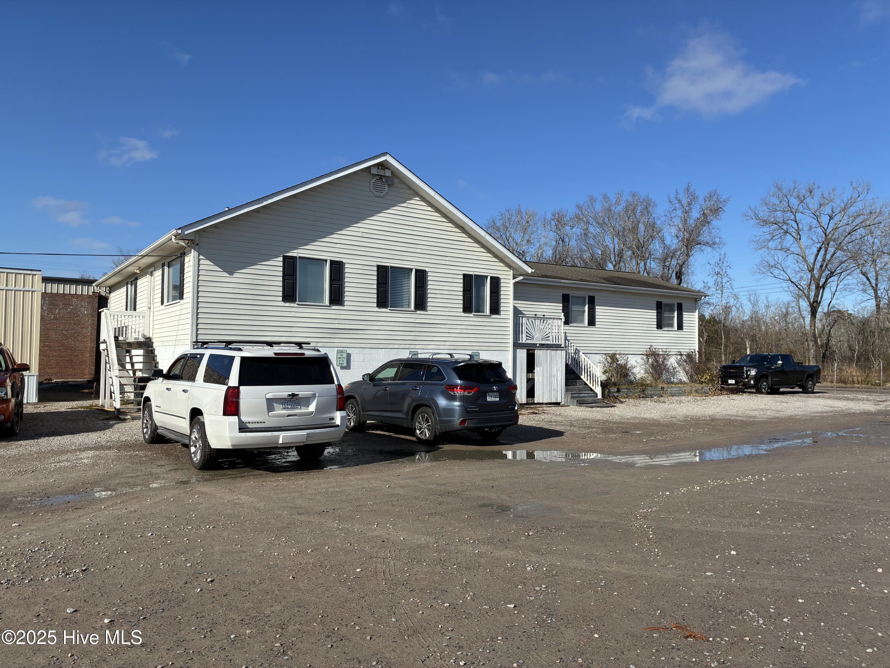 141 Knobbs Creek Drive