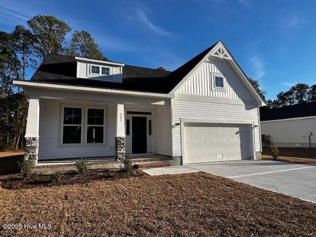 Photo of 903 Red Sail Road, New Bern, NC 28560 (MLS # 100545230)