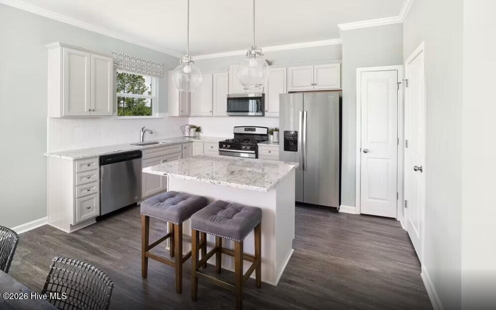 408 La Mer Loop