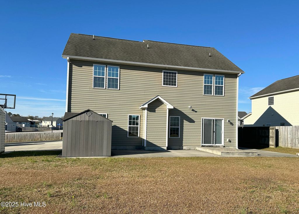 Photo of 302 Esquire Drive, Richlands, NC 28574 (MLS # 100545678)