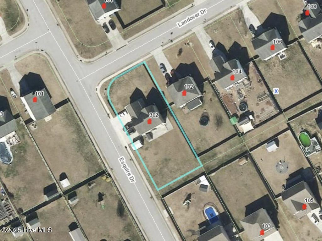 Photo of 302 Esquire Drive, Richlands, NC 28574 (MLS # 100545678)