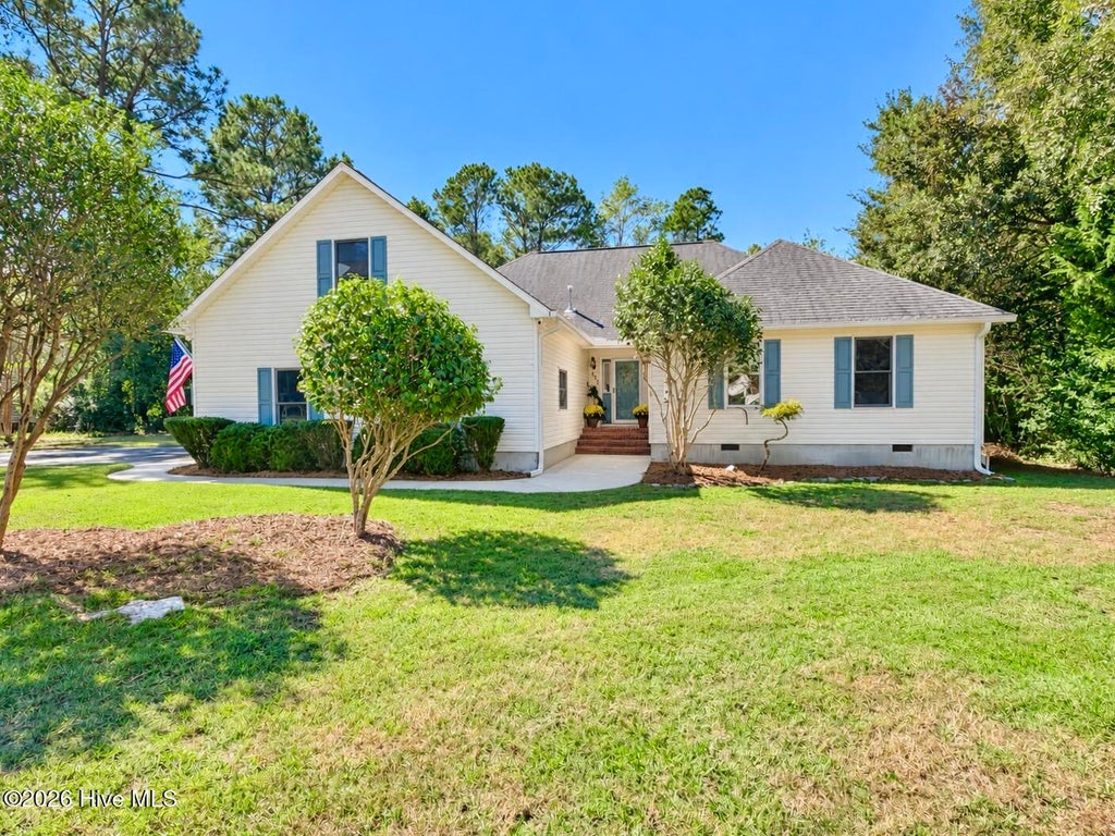 Photo of 305 Shearwater Drive, Hampstead, NC 28443 (MLS # 100610891)